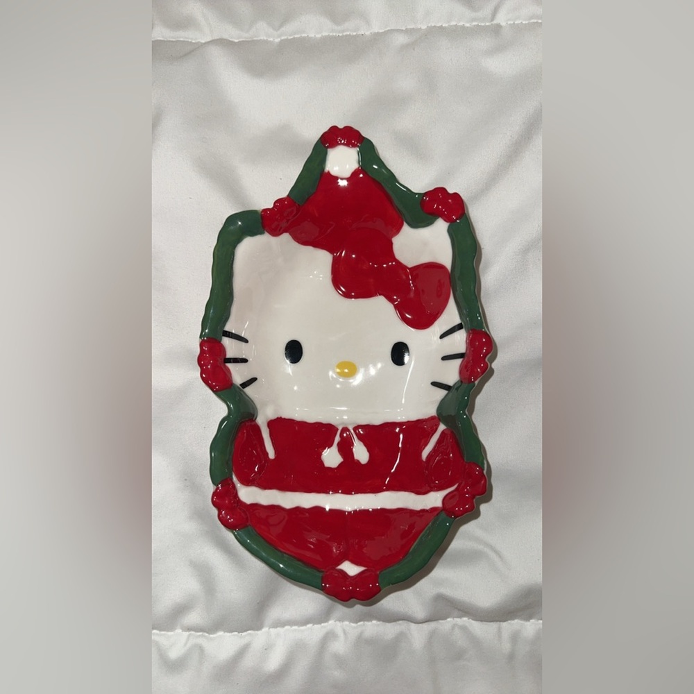 Sanrio Hello Kitty Holiday Dish - Red and Green